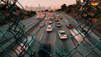 米兰体育下载-中国足球职业俱乐部强化教练团队梯队构建，足球队教练组架构